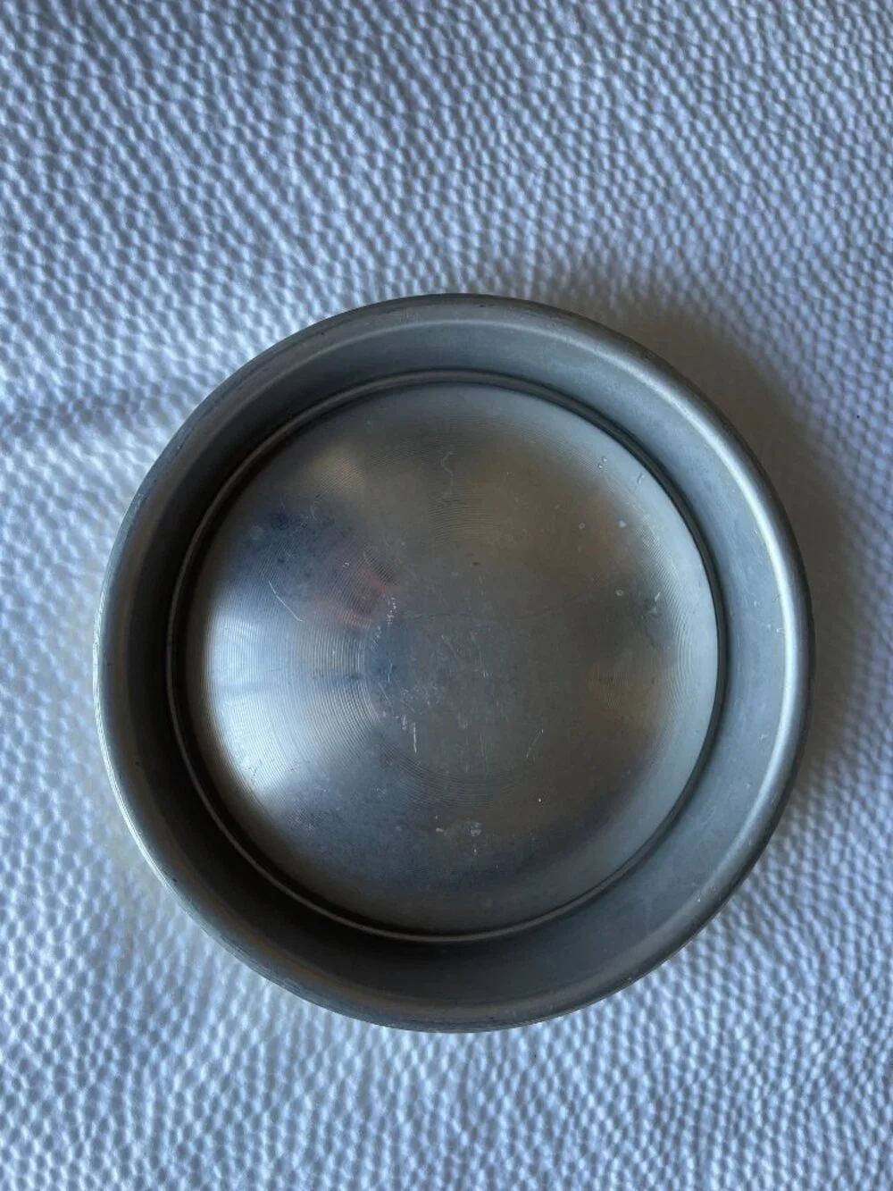 Farmhouse Folk Art White Enamel Aluminum Crepe Pan Bowl